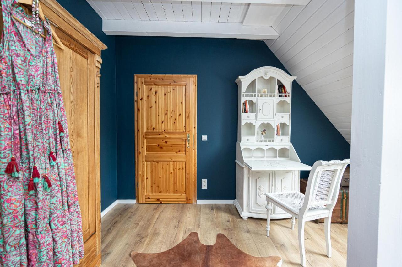 Landhaus Einer Malerin Poseritz Buitenkant foto